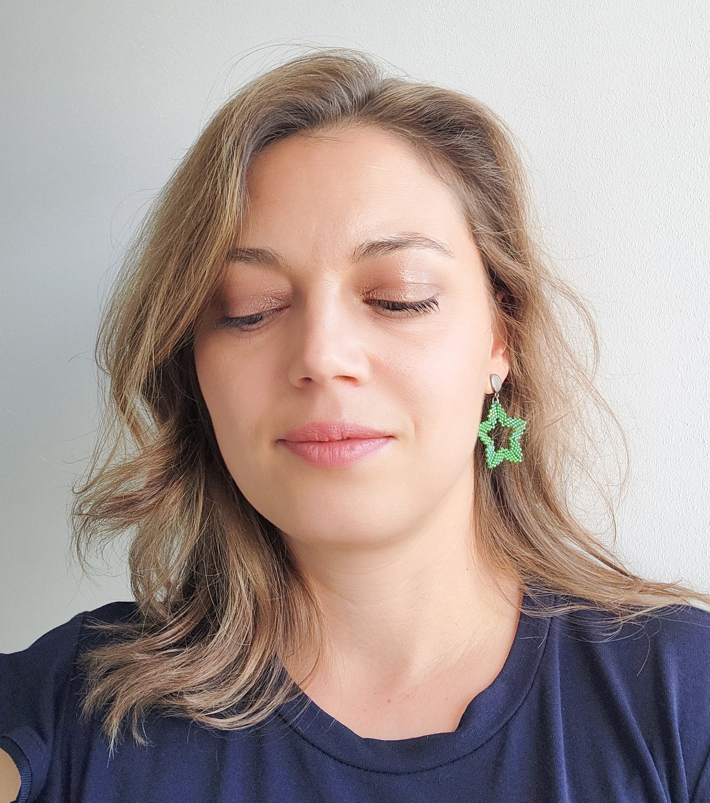 Cercei statement cu stea verde