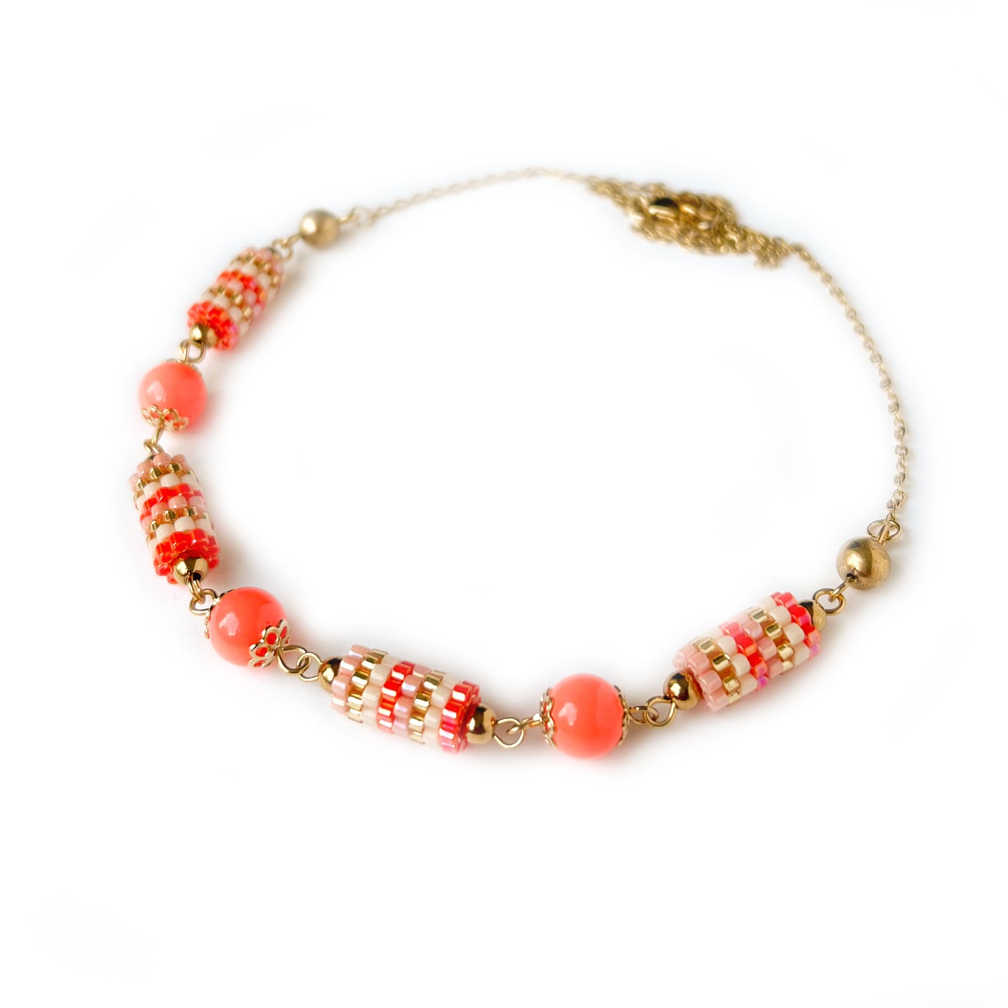 Colier scurt cu margele portocaliu coral