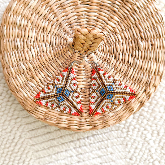 Cercei statement triunghiulari cu model boho chic